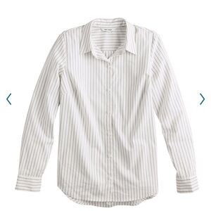 Women’s Nine West Long Sleeve Structured Button Down Shirt